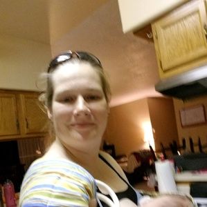 Meet your Posher, Kendra